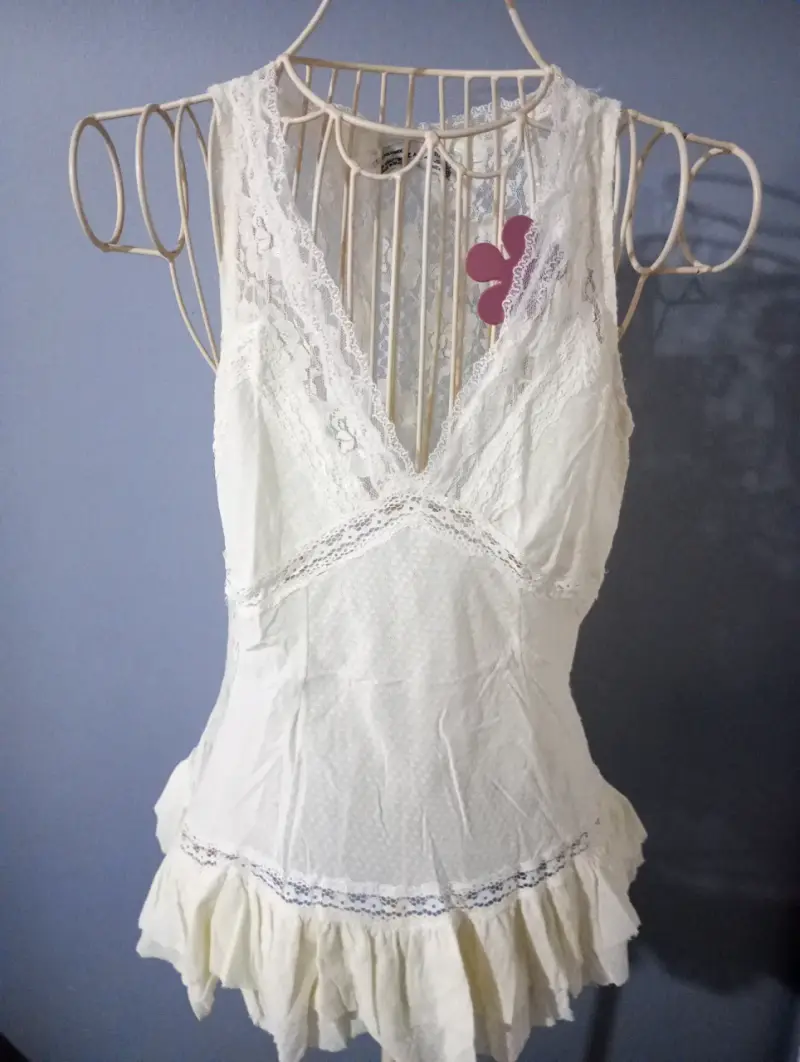 Polera de encaje blanco para mujer - 1