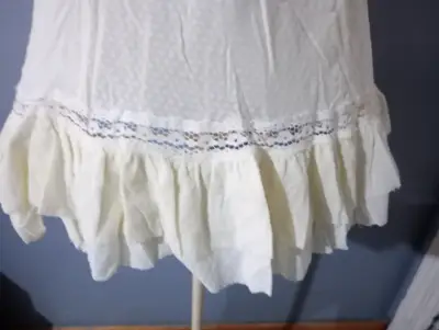 Polera de encaje blanco para mujer - miniatura 3