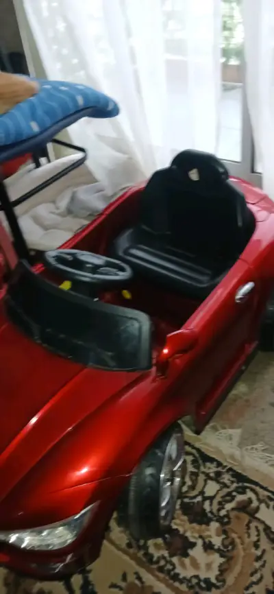 Auto eléctrico para niños Bebesit rojo - miniatura 2