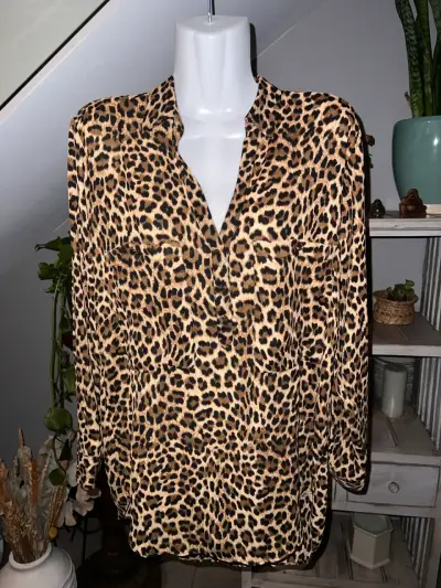 Blusa estampado leopardo Zara - miniatura 1