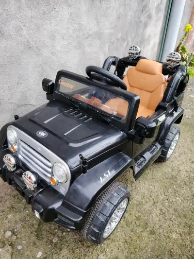 Jeep eléctrico para niños - miniatura 1
