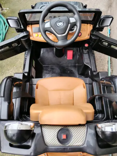 Jeep eléctrico para niños - miniatura 4