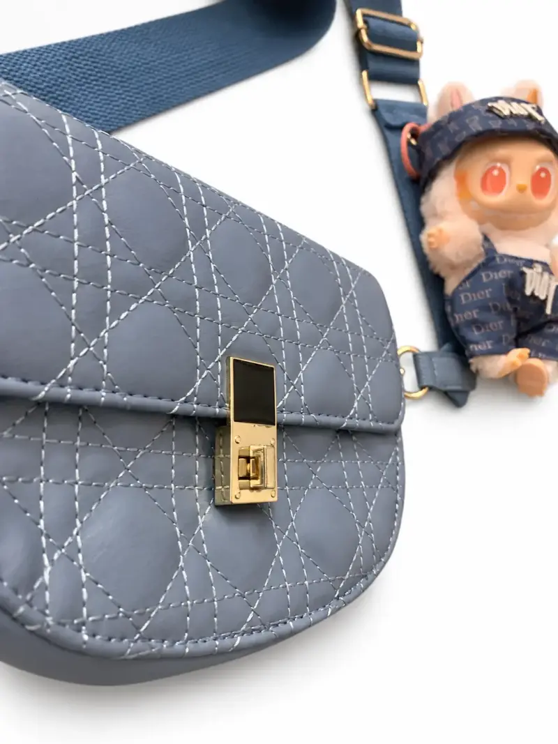 Cartera estilo Dior + outfit muñeco - 3