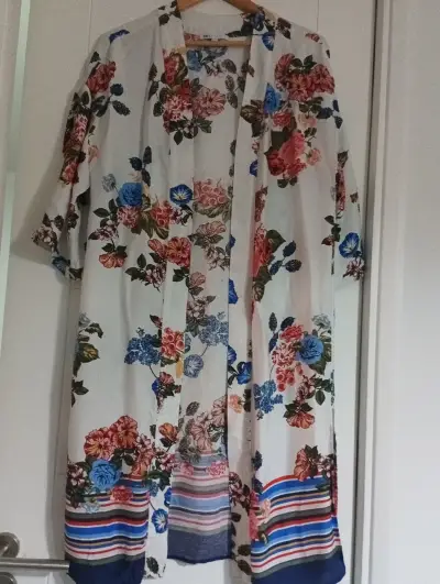 Kimono floral DR2 para mujer - miniatura 1