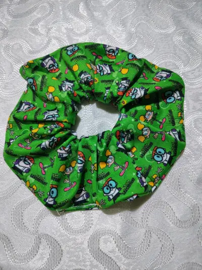 Colección de Scrunchies con Diseños Animados - miniatura 1