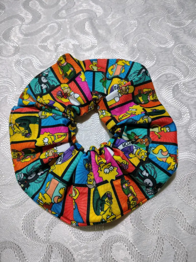 Colección de Scrunchies con Diseños Animados - 6