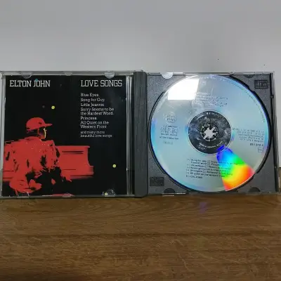 CD's de Elton John Love Songs y The Big Pictu - miniatura 4