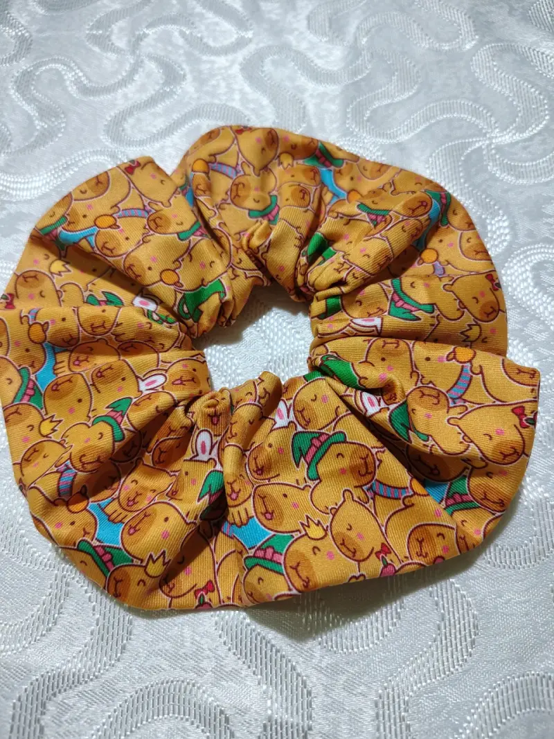 Colección de Scrunchies con Diseño Temático - 3