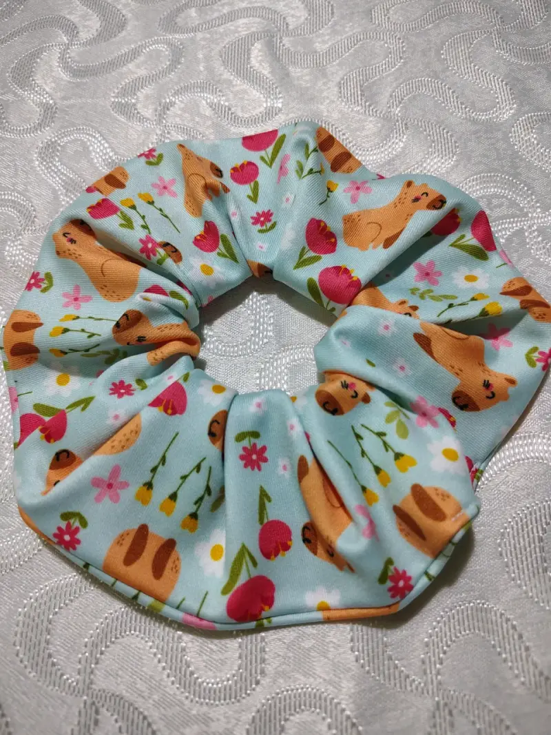 Colección de Scrunchies con Diseño Temático - 4