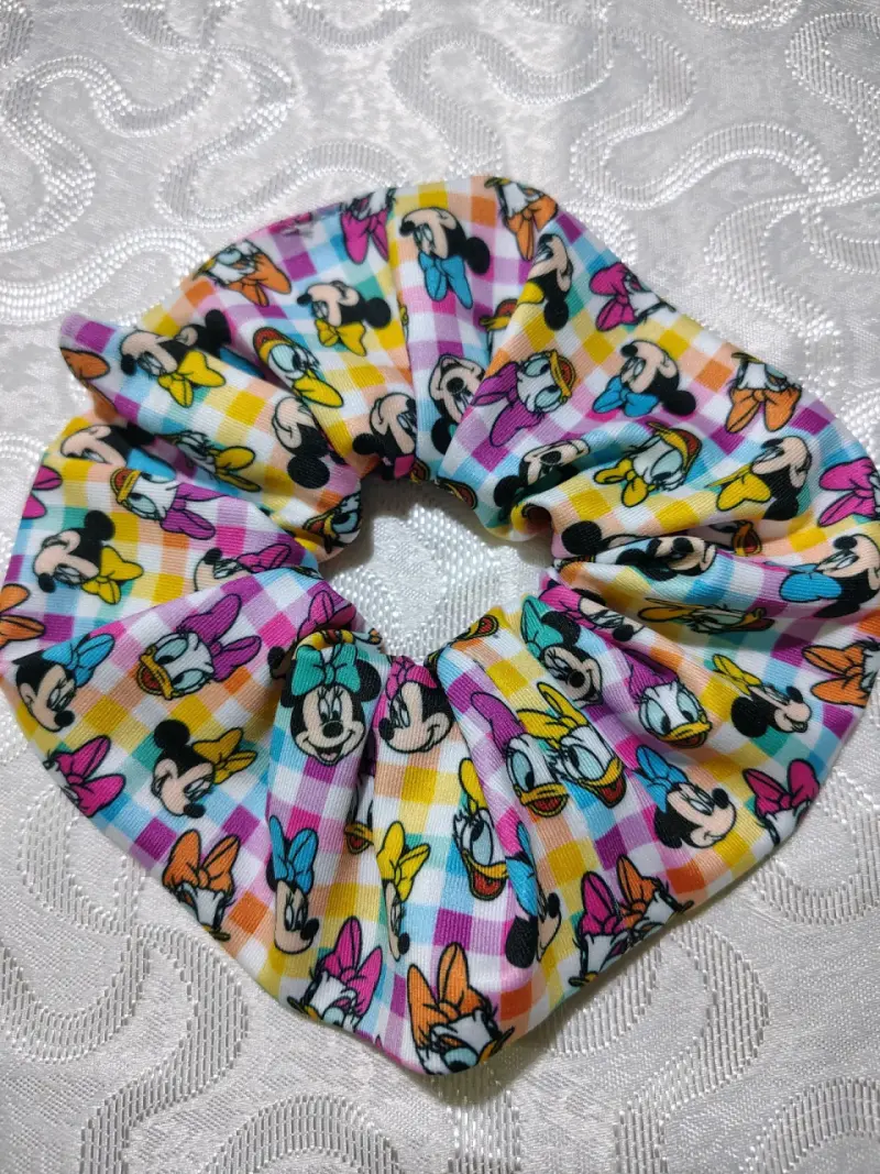 Colección de Scrunchies con Diseño Temático - 5