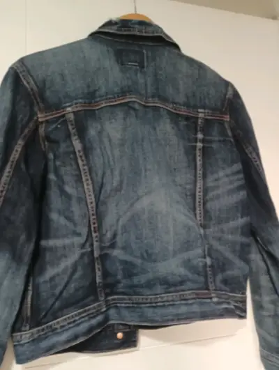 Chaqueta de mezclilla azul para mujer - miniatura 2