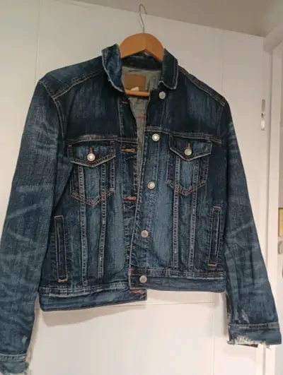 Chaqueta de mezclilla azul para mujer - miniatura 5