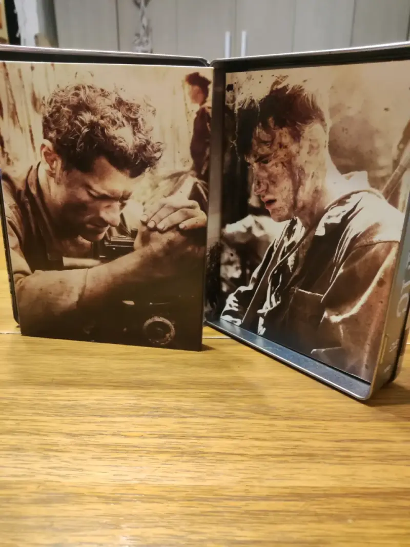 Colección de DVDs The Pacific en caja metálica - 2