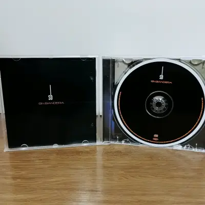 CD Sin Bandera - miniatura 3