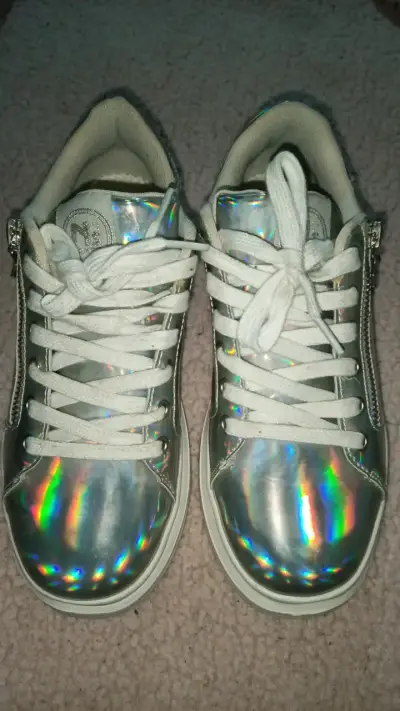 Zapatillas holográficas con cierre lateral - miniatura 2