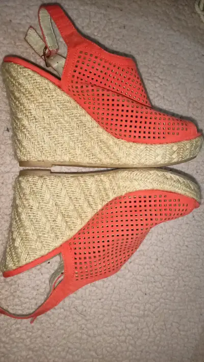 Sandalias  rojas Bata - miniatura 3