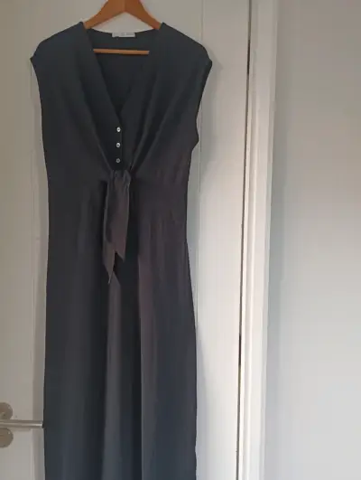 Vestido negro sin mangas Easy Wear talla L - miniatura 3