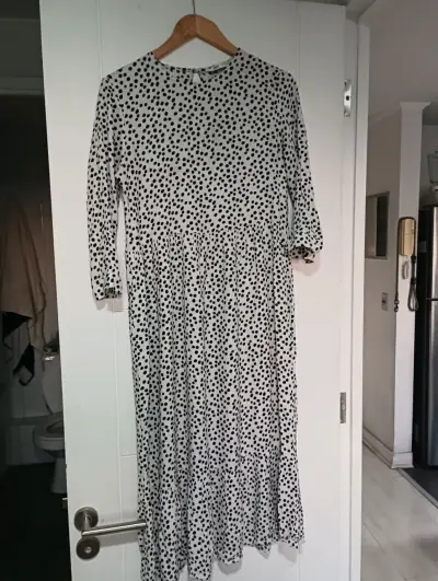 Vestido Zara de lunares blanco y negro - miniatura 1