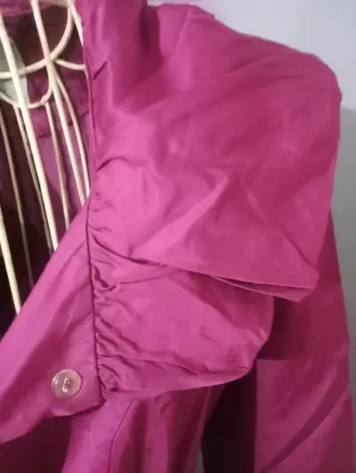 Abrigo morado con detalles bordados Umbrale - miniatura 3