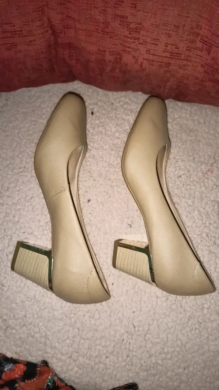 Zapatos de tacón beige para mujer - 5