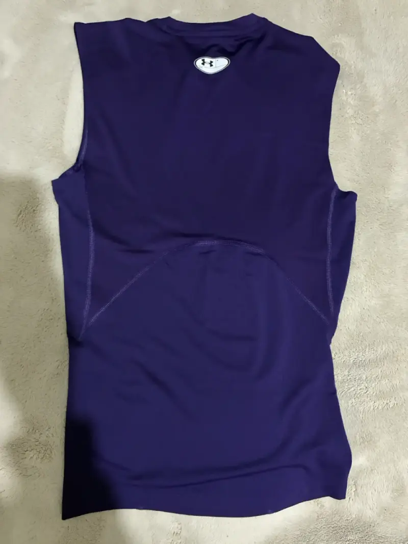 Polera compresión Under Armour - 2