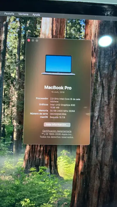 MacBook Pro 15 pulgadas 2018 Intel Core i9 - miniatura 1