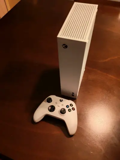 Consola Xbox Series S con Control y Cables - miniatura 2