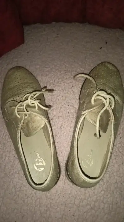 Zapatos casuales beige para mujer - miniatura 1