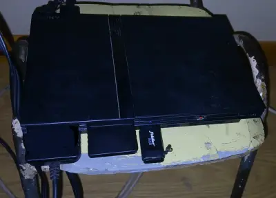 Consola PlayStation 2 Slim con accesorios - miniatura 1