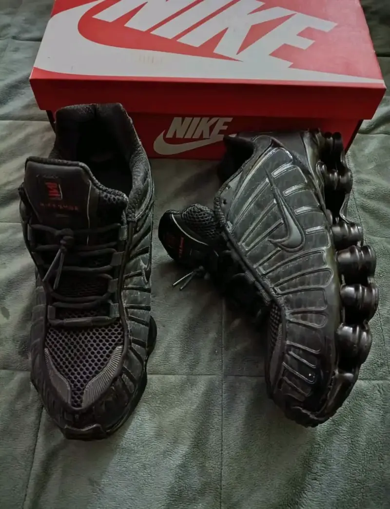 Zapatillas Nike Shox negras - 5