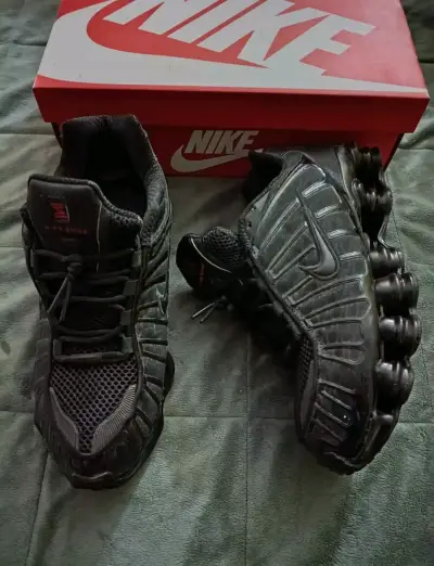 Zapatillas Nike Shox negras - miniatura 5