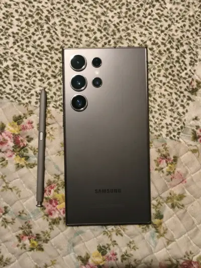 Samsung Galaxy S24 Ultra con caja y lápiz - miniatura 5
