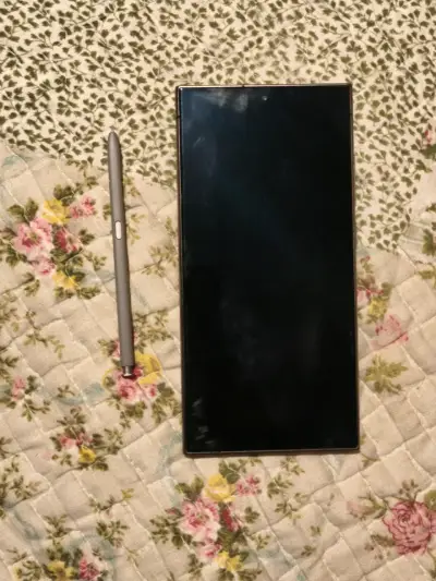 Samsung Galaxy S24 Ultra con caja y lápiz - miniatura 6