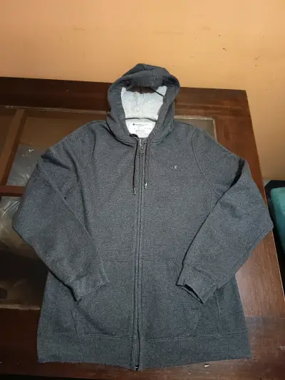 Polerón con capucha Champion gris oscuro talla L - miniatura 1