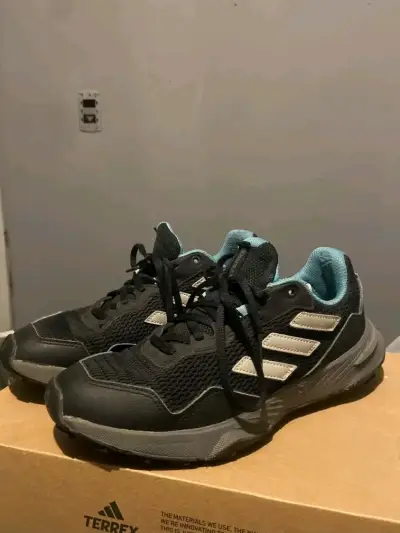 Zapatillas deportiva negras Adidas Terrex paramuje - miniatura 1