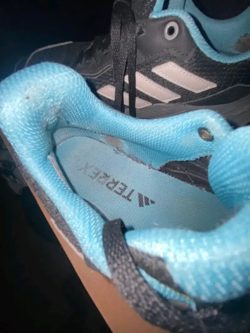 Zapatillas deportiva negras Adidas Terrex paramuje - 4