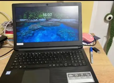 Laptop Acer Aspire A315-53 con Windows 11 - miniatura 1