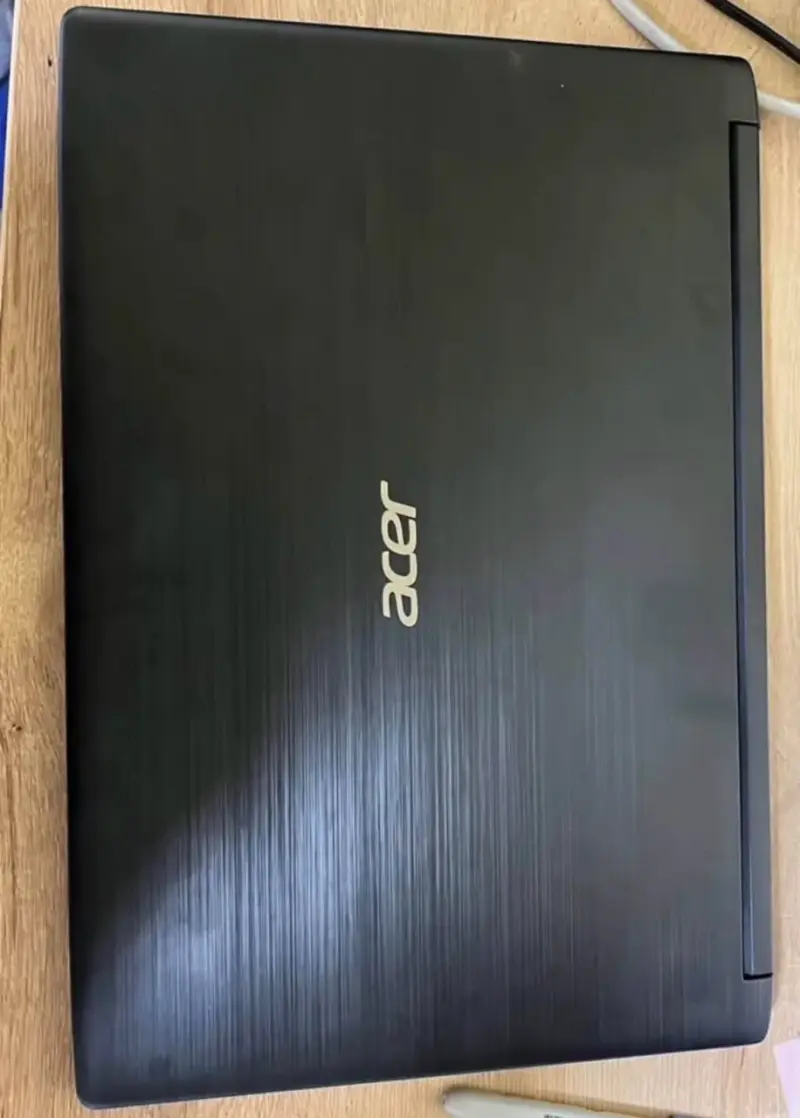Laptop Acer Aspire A315-53 con Windows 11 - 2