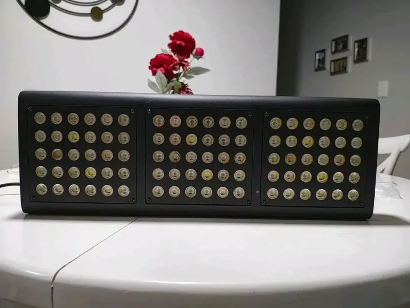 Luz LED de Cultivo ZS6002 con Ventiladores - 1