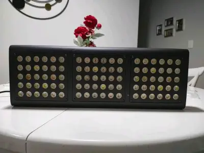 Luz LED de Cultivo ZS6002 con Ventiladores - miniatura 1