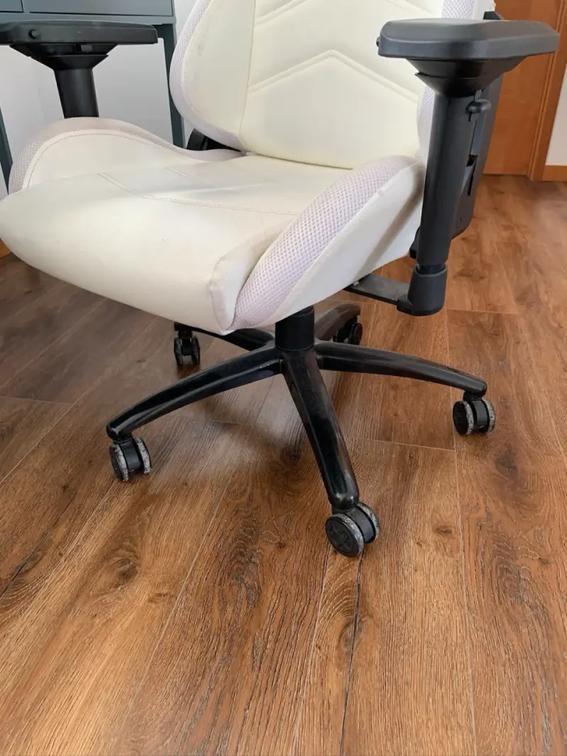 Silla gamer blanca Monarkey ergonómica - 4