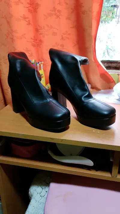 Botines de tacón alto negros TALLA 43 - miniatura 1