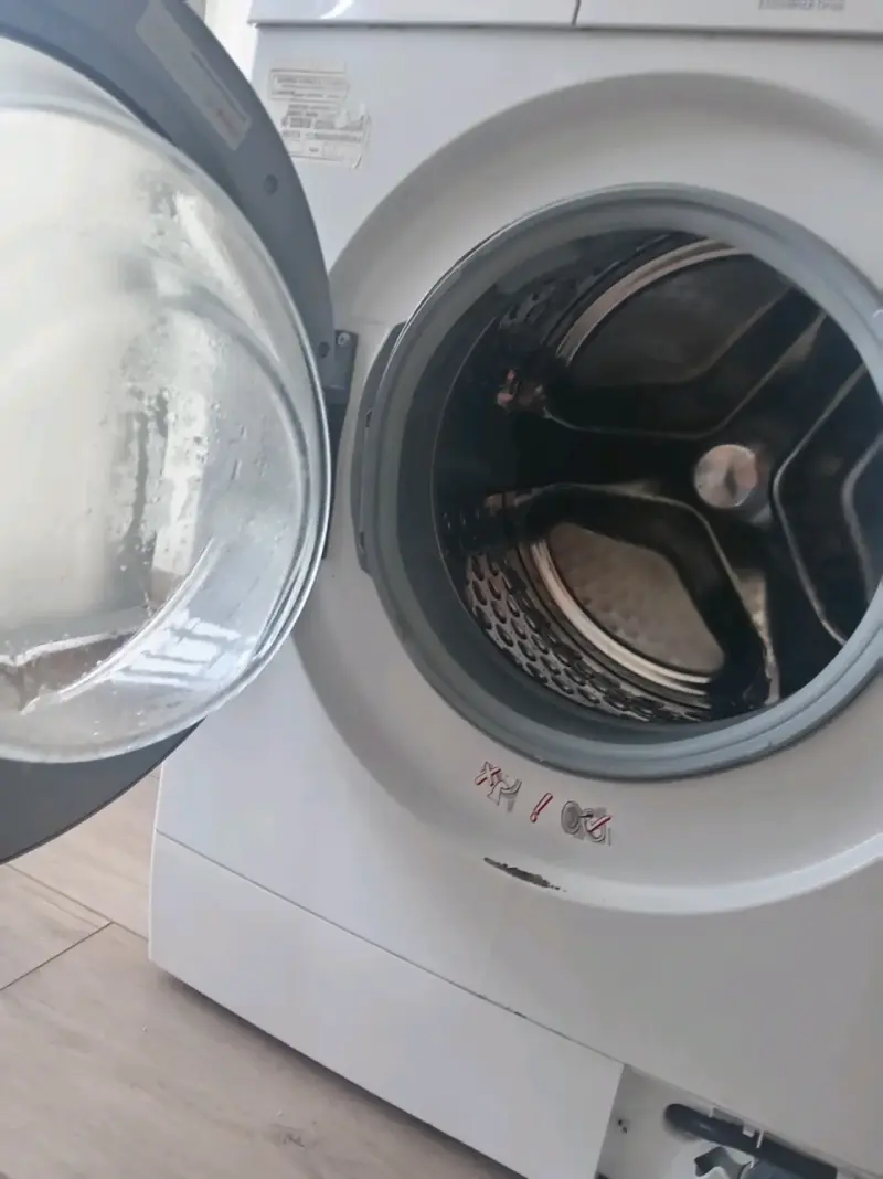 Lavadora Bosch de carga frontal en buen estado - 2