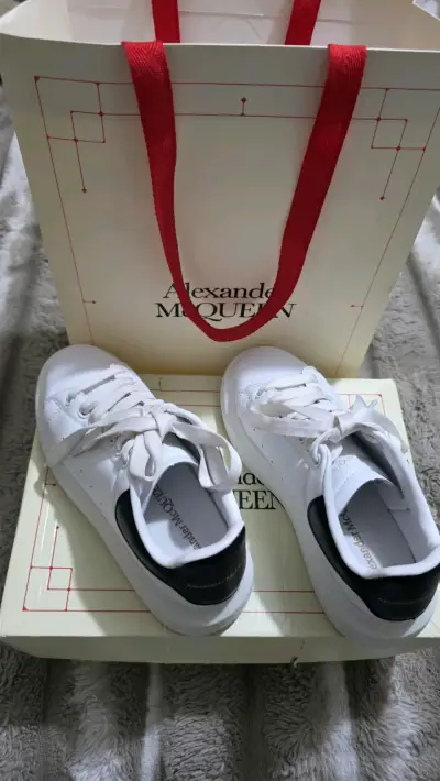 Zapatillas blancas Alexander McQueen (R) - miniatura 1