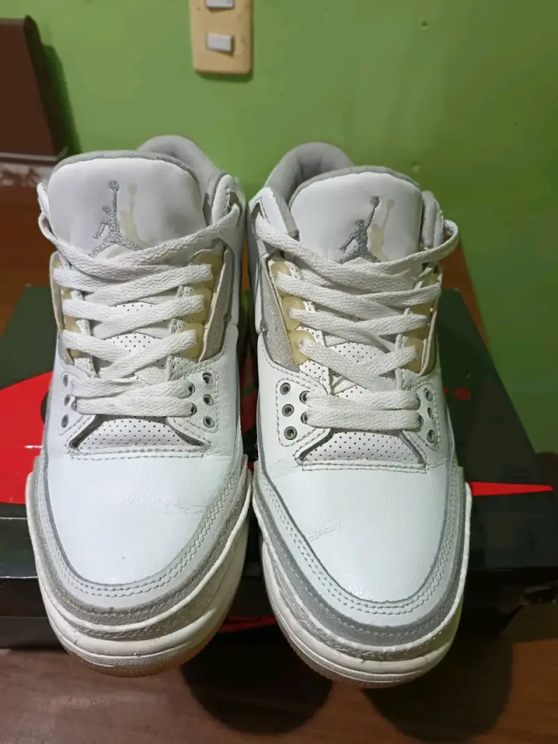 Zapatillas deportivas blancas Nike Air Jordan 3 - 4