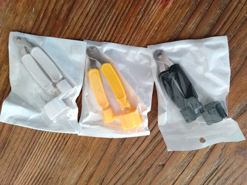 Herramienta de Encordado de Guitarra con Cortador - 6