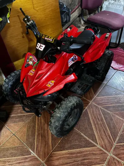 Cuatrimoto infantil roja Marquez E93 - miniatura 6