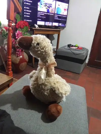 Peluche de ganso suave con lazo, impecable - miniatura 1