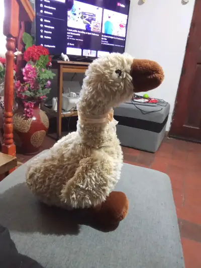 Peluche de ganso suave con lazo, impecable - miniatura 3