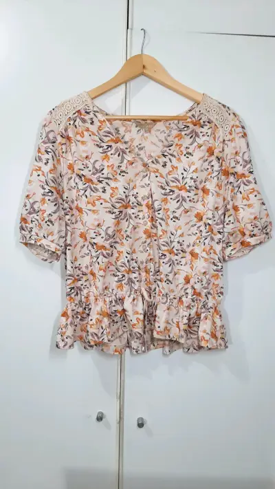 Blusa floreada abstracts - miniatura 1
